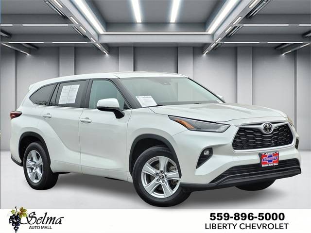 2024 Toyota Highlander LE — SUV — 22,119 mi — Selma, CA