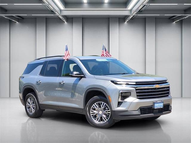 2024 Chevrolet Traverse LT — SUV — 32,500 mi — Selma, CA