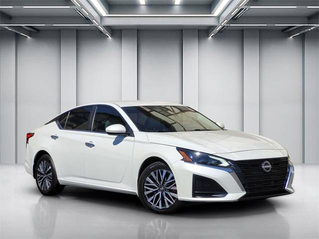 2023 Nissan Altima SV — Sedan — 49,121 mi — Selma, CA