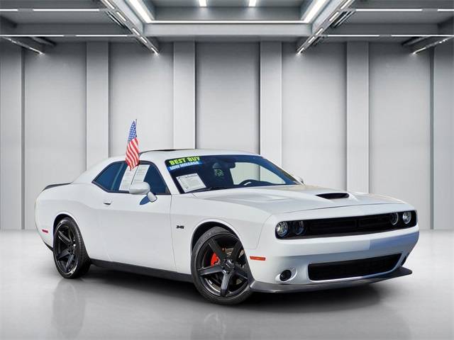 2023 Dodge Challenger R/T — Coupe — 10,235 mi — Selma, CA