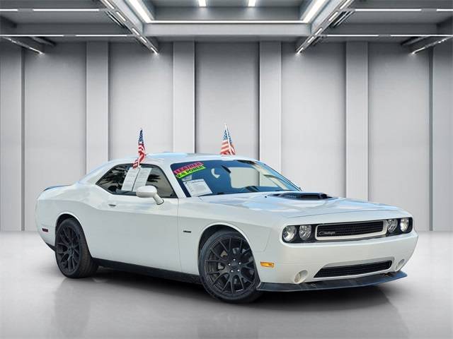 2014 Dodge Challenger Shaker Package — Coupe — 81,174 mi — Selma, CA