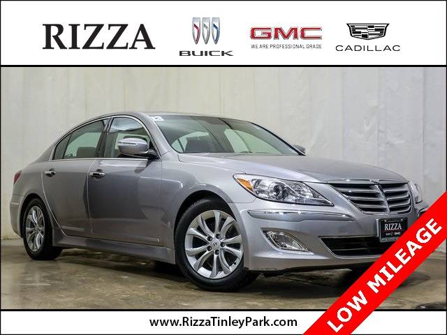 2013 Hyundai Genesis 3.8 — Sedan — 72,264 mi — Tinley Park, IL