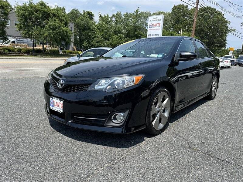 2012 Toyota Camry SE V6 — Sedan — 119,921 mi — Acton, MA