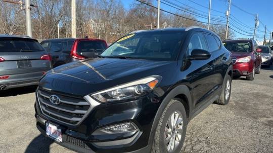 2017 Hyundai Tucson SE — SUV — 101,649 mi — Acton, MA