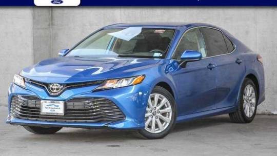 2019 Toyota Camry LE — Sedan — 39,566 mi — Los Angeles, CA
