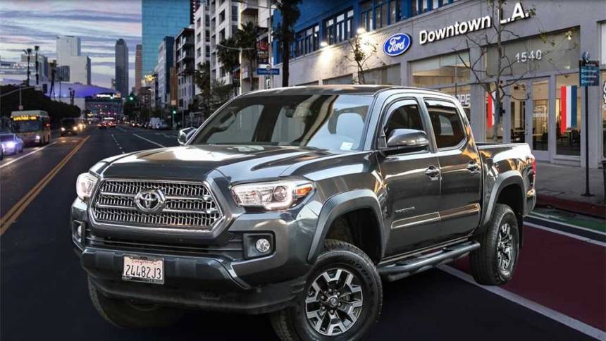 2017 Toyota Tacoma TRD Off Road — Pickup Truck — 81,701 mi — Los Angeles, CA