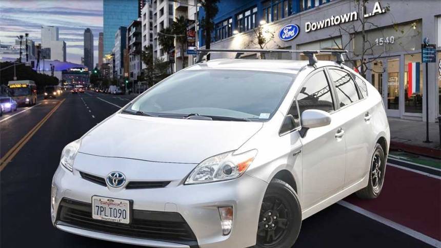2015 Toyota Prius Two — Hatchback — 133,104 mi — Los Angeles, CA