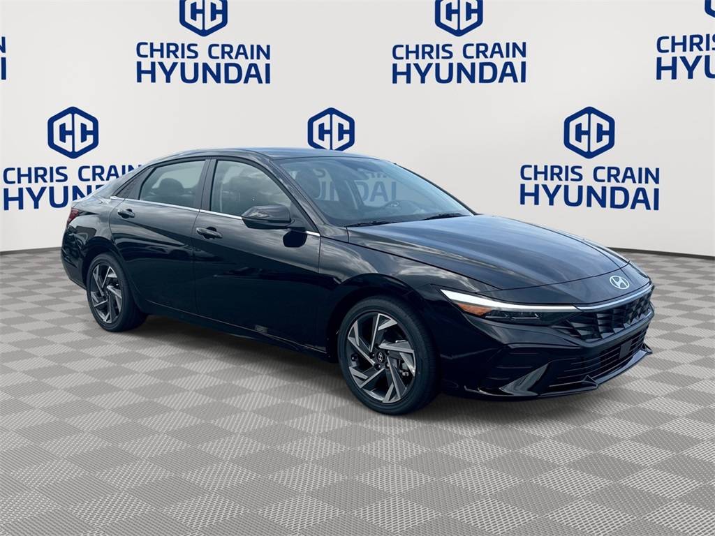 2025 Hyundai Elantra Limited — Sedan — 1,080 mi — Conway, AR