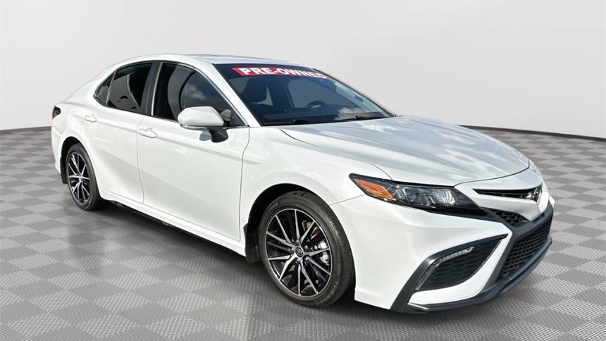 2023 Toyota Camry SE — Sedan — 28,500 mi — Conway, AR