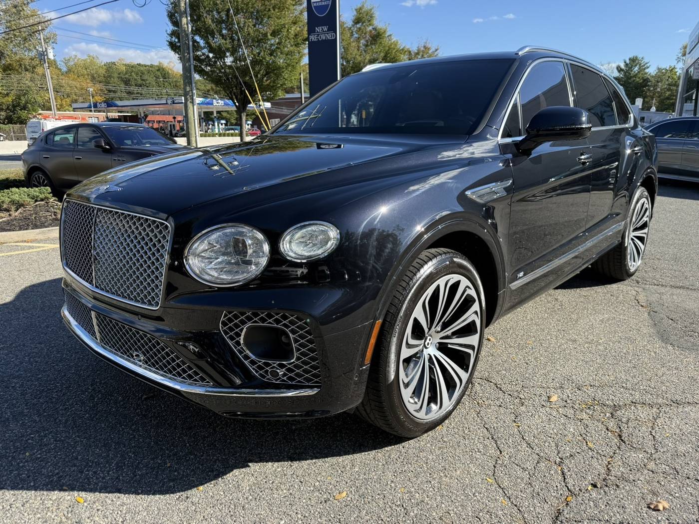 2022 Bentley Bentayga V8 — SUV — 27,811 mi — Upper Saddle River, NJ