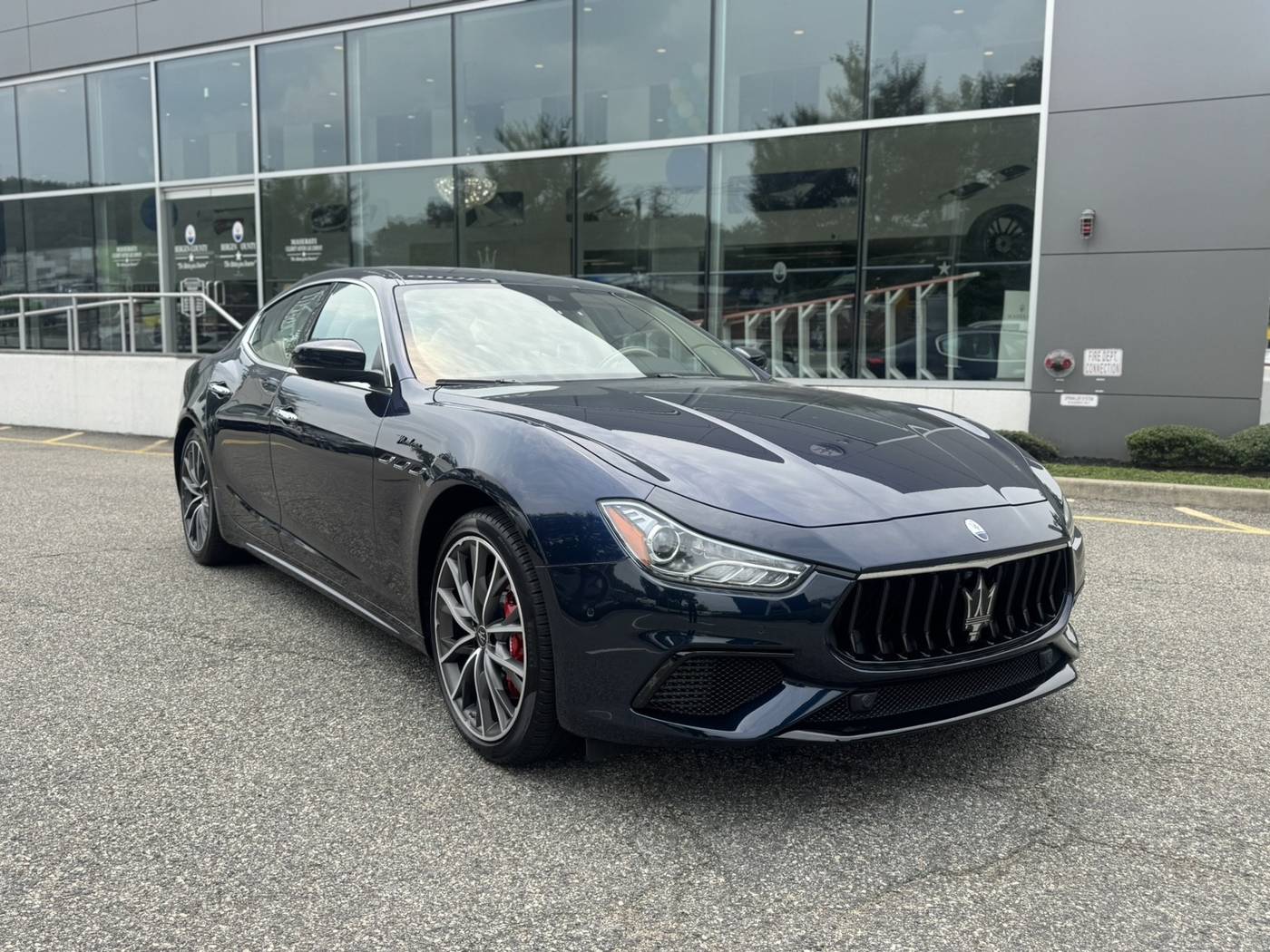 2022 Maserati Ghibli Modena Q4 — Sedan — 37,733 mi — Upper Saddle River, NJ