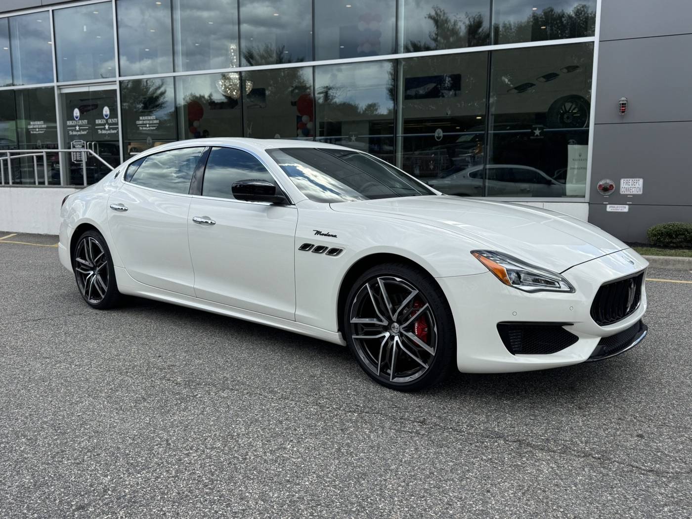 2024 Maserati Quattroporte Modena Ultima Q4 — Sedan — 85 mi — Upper Saddle River, NJ