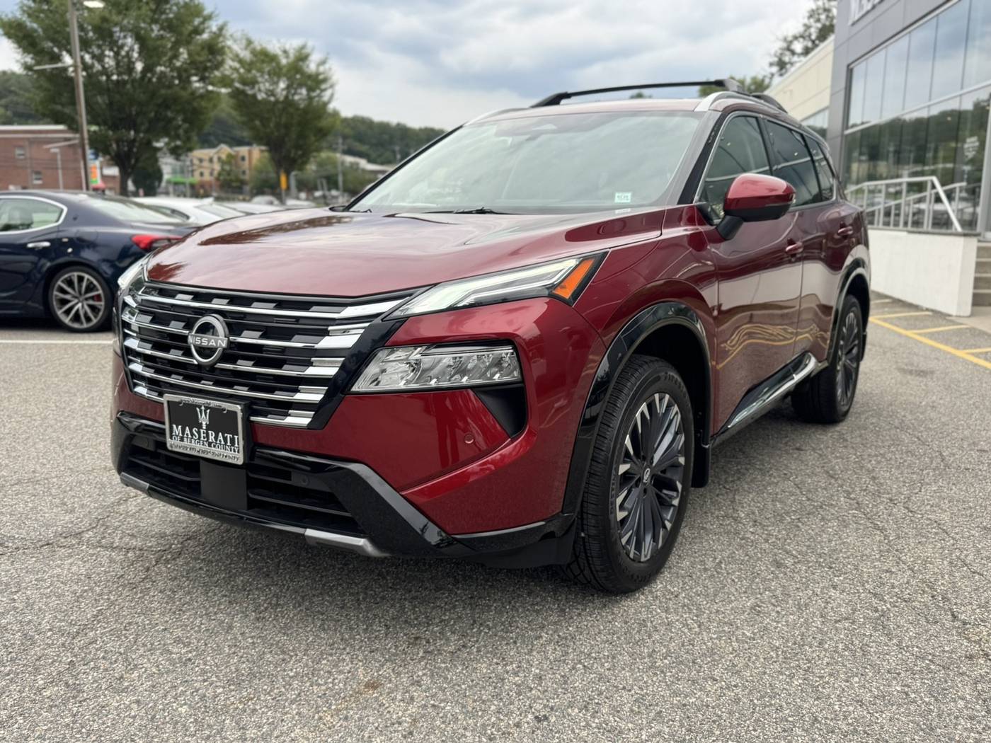 2025 Nissan Rogue Platinum — SUV — 6,211 mi — Upper Saddle River, NJ