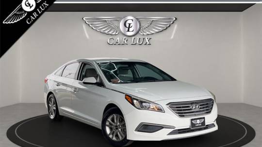 2017 Hyundai Sonata Base — Sedan — 66,995 mi — Lennox, CA