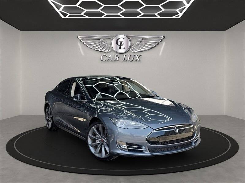 2014 Tesla Model S 60 — Hatchback — 73,695 mi — Lennox, CA