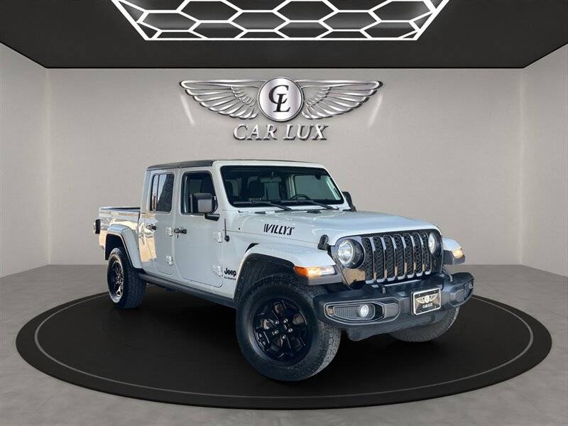 2021 Jeep Gladiator Willys Sport — Pickup Truck — 81,996 mi — Lennox, CA