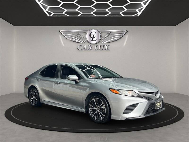 2020 Toyota Camry SE — Sedan — 68,234 mi — Lennox, CA