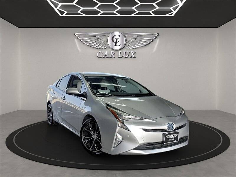2017 Toyota Prius Three Touring — Hatchback — 116,369 mi — Lennox, CA