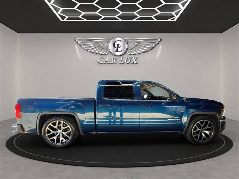 2017 GMC Sierra 1500 SLE — Pickup Truck — 60,309 mi — Lennox, CA