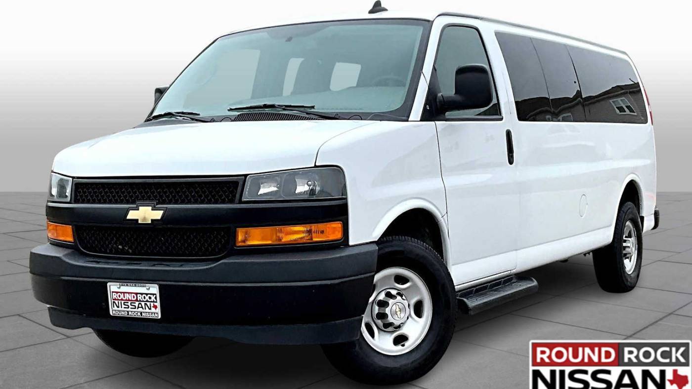 2022 Chevrolet Express Passenger LS — Passenger Van — 42,608 mi — Round Rock, TX