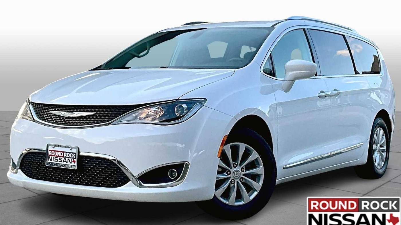 2018 Chrysler Pacifica Touring L Plus — Minivan — 87,376 mi — Round Rock, TX