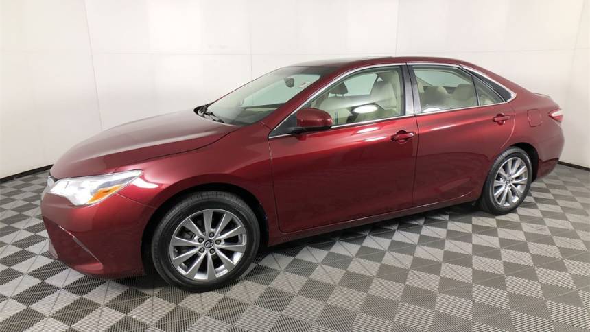 2017 Toyota Camry LE — Sedan — 4,972 mi — Knoxville, TN