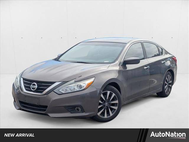 2017 Nissan Altima 2.5 SV — Sedan — 135,407 mi — Golden, CO