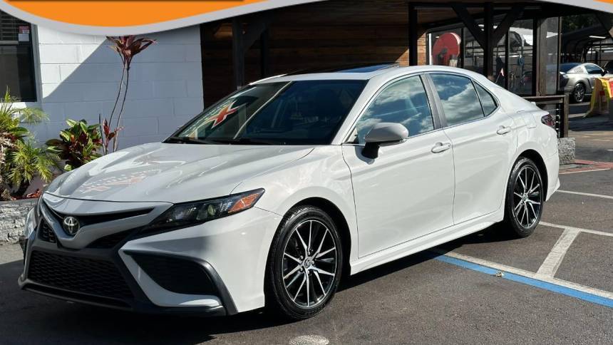 2022 Toyota Camry SE — Sedan — 49,681 mi — Jacksonville, FL