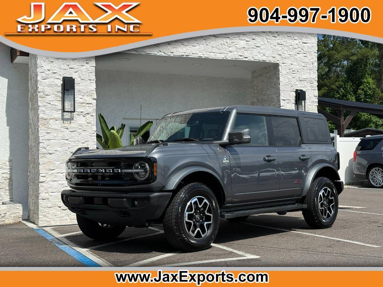 2024 Ford Bronco Outer Banks