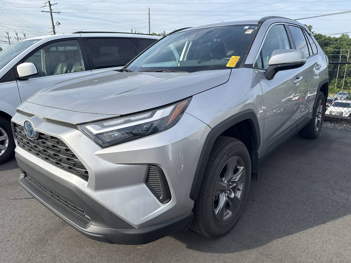 2024 Toyota RAV4 Hybrid XLE — SUV — 11,390 mi — Hickory, NC