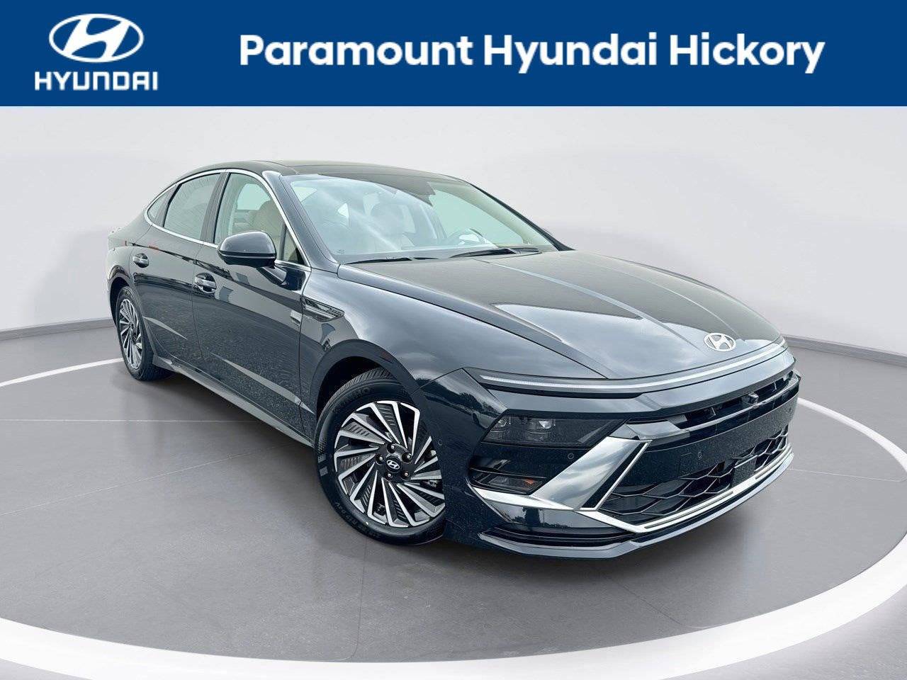 2025 Hyundai Sonata Hybrid Limited — Sedan — 10,707 mi — Hickory, NC