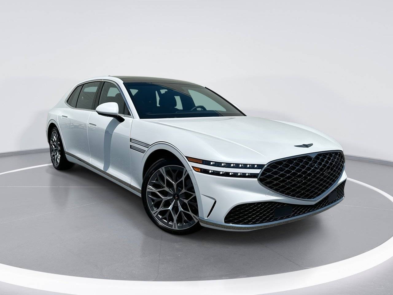 2025 Genesis G90 3.5T E-Supercharger — Sedan — 4,689 mi — Hickory, NC