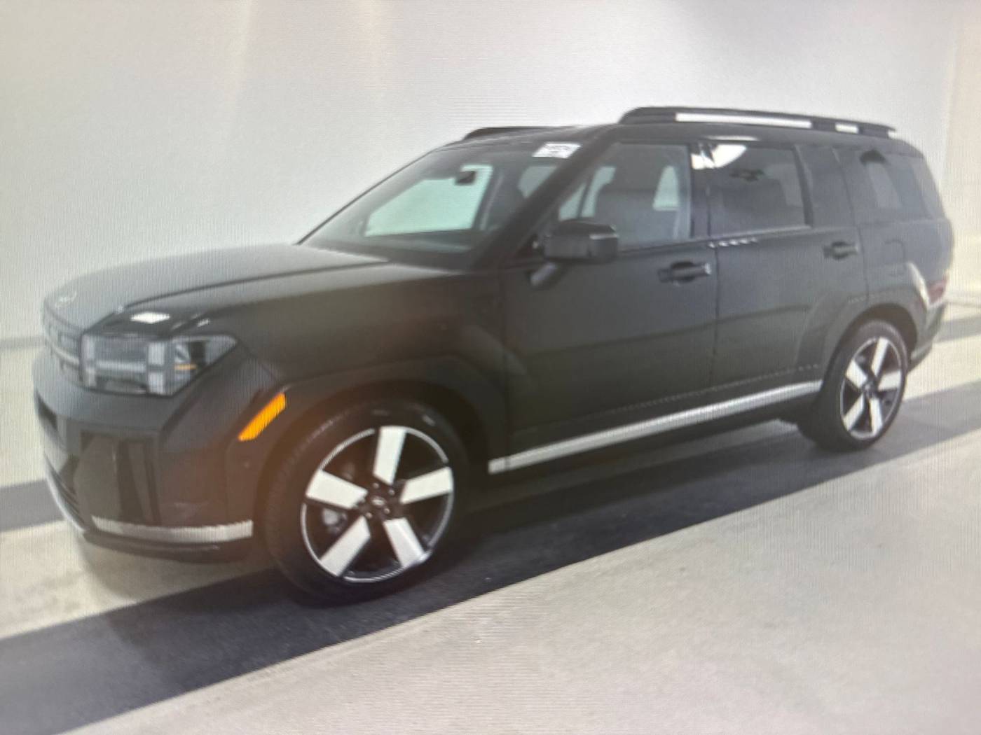 2025 Hyundai Santa Fe Hybrid Limited — SUV — 2,867 mi — Hickory, NC