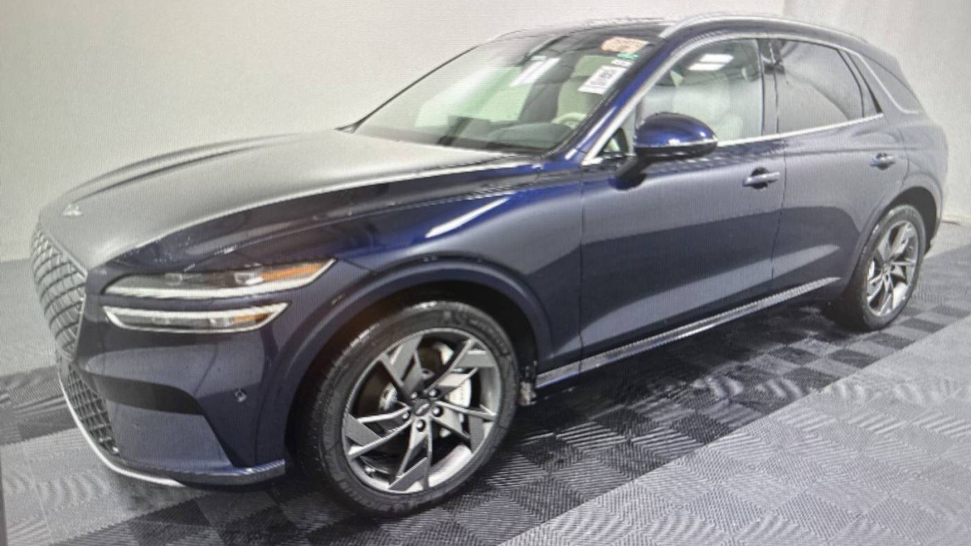 2025 Genesis Electrified GV70 Advanced — SUV — 498 mi — Hickory, NC