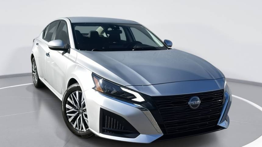 2023 Nissan Altima SV — Sedan — 39,756 mi — Hickory, NC