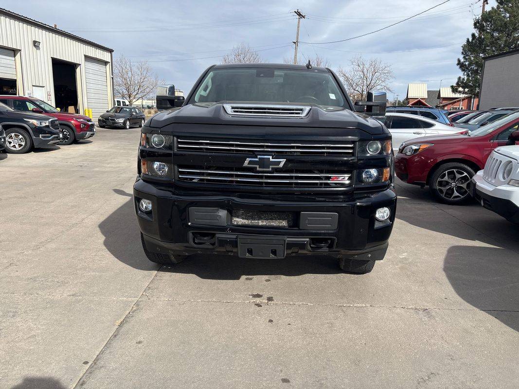 2019 Chevrolet Silverado 3500HD LTZ — Pickup Truck — 187,505 mi — Englewood, CO