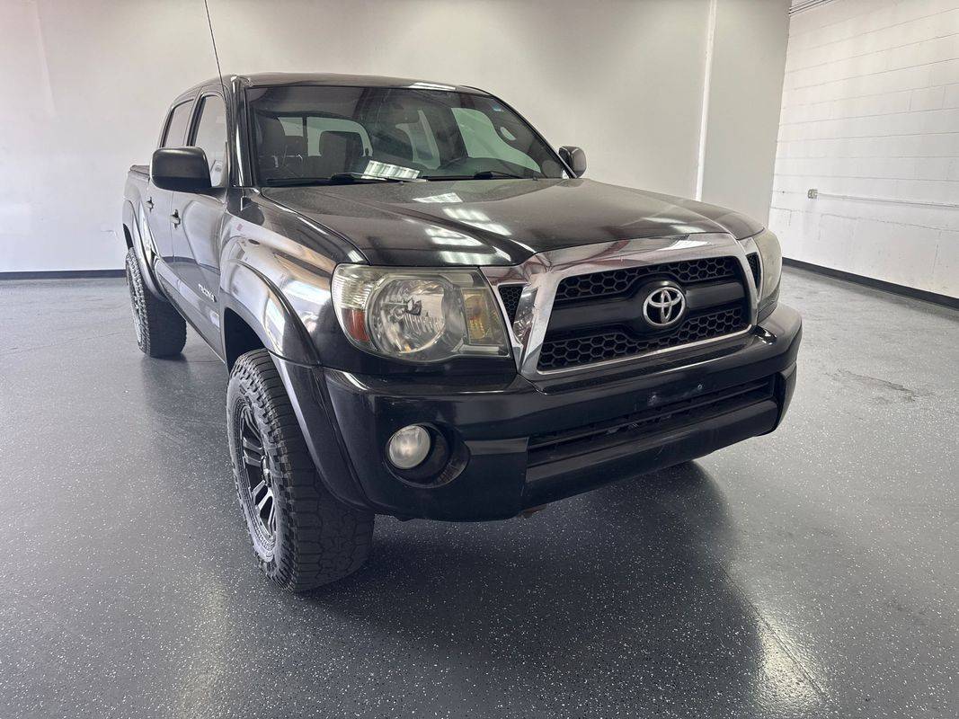 2011 Toyota Tacoma Base — Pickup Truck — 177,879 mi — Englewood, CO