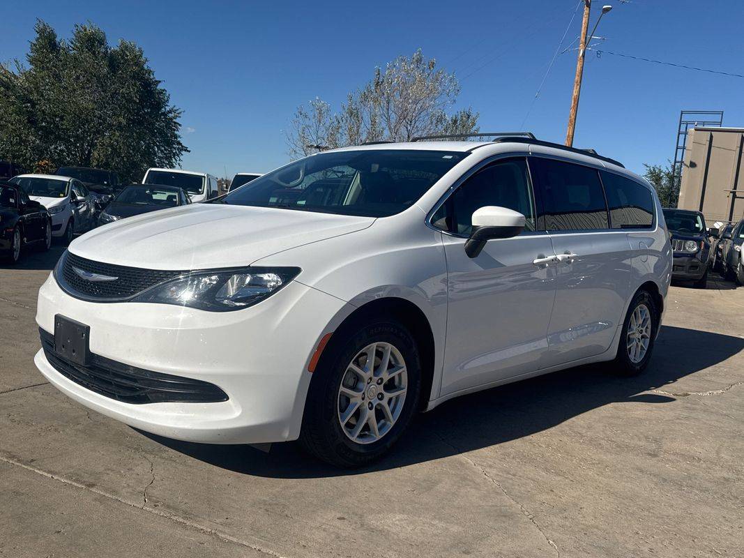 2020 Chrysler Voyager LXI — Minivan — 110,340 mi — Englewood, CO