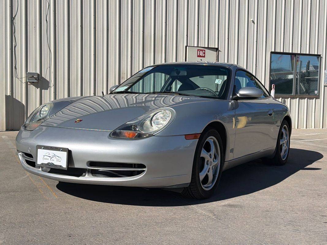 2001 Porsche 911 Carrera
