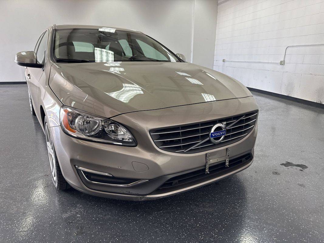 2015 Volvo V60 T5 Drive-E Premier — Wagon — 44,860 mi — Englewood, CO
