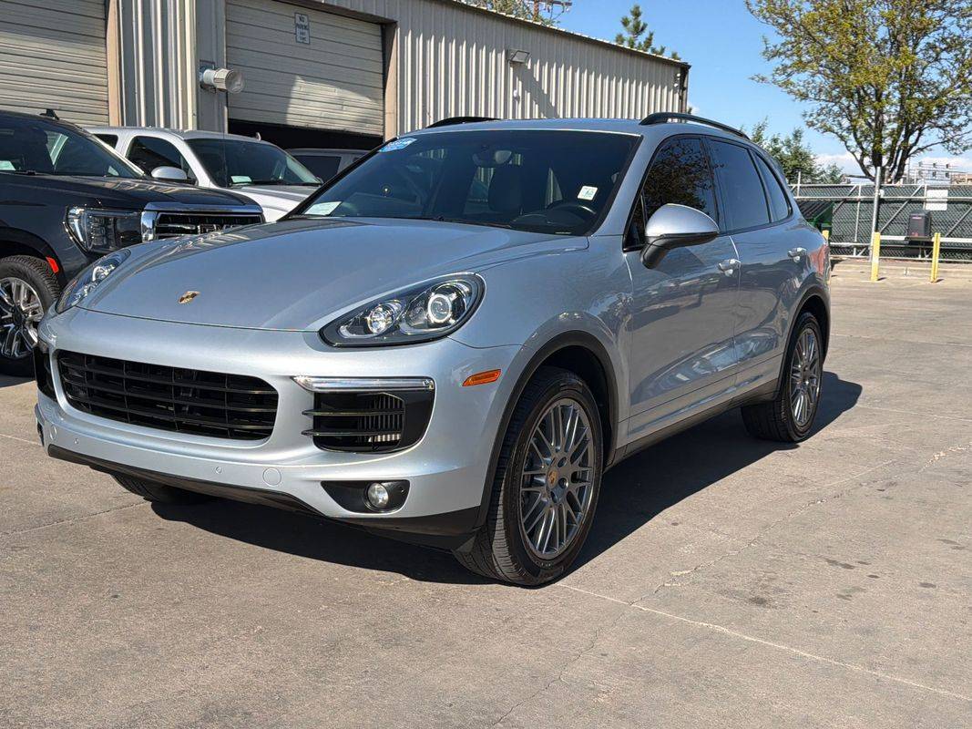2016 Porsche Cayenne S