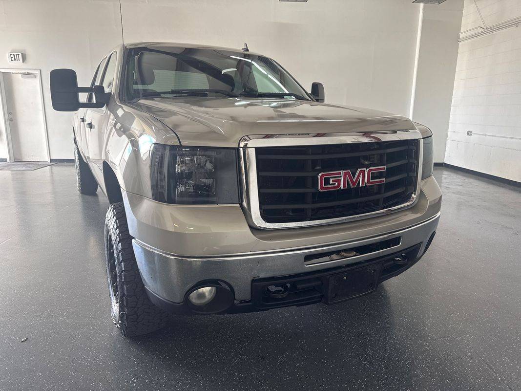 2008 GMC Sierra 3500HD SLE1 — Pickup Truck — 204,268 mi — Englewood, CO