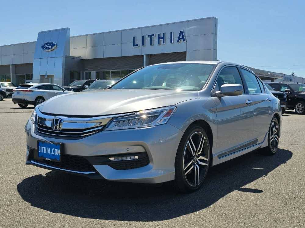 2017 Honda Accord Touring — Sedan — 72,256 mi — Roseburg, OR