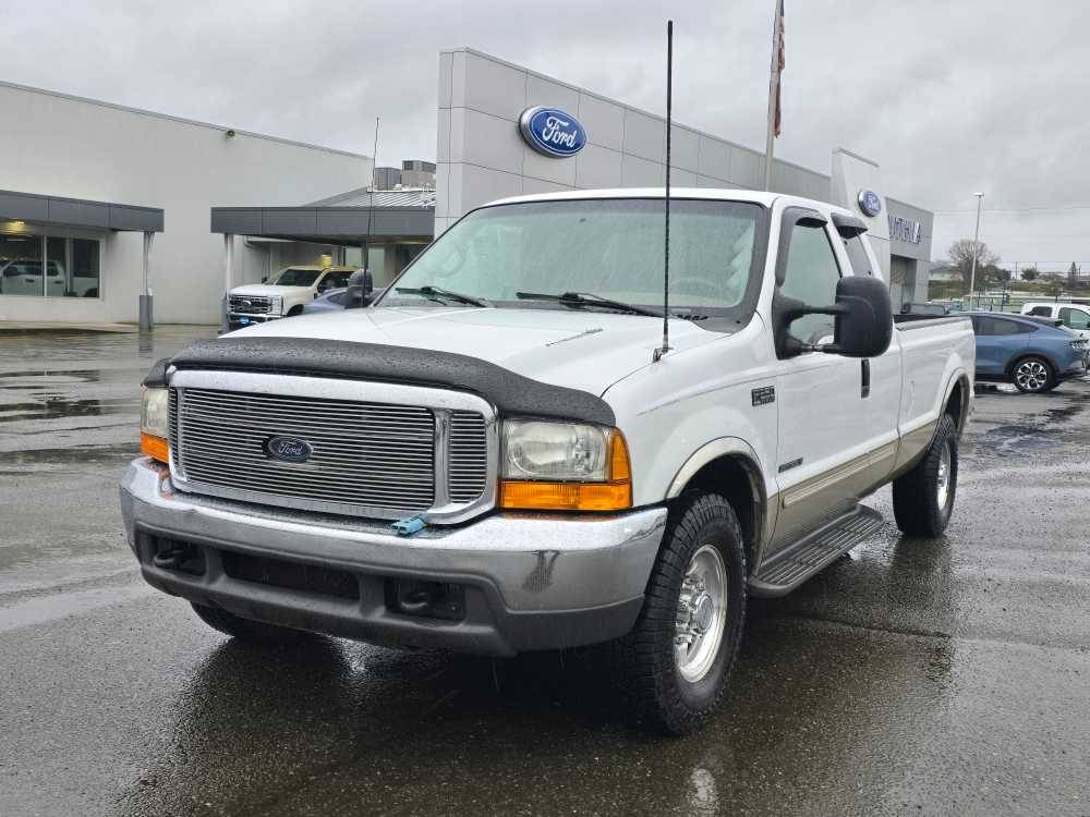 2000 Ford Super Duty F-250 Lariat — Pickup Truck — 142,912 mi — Roseburg, OR