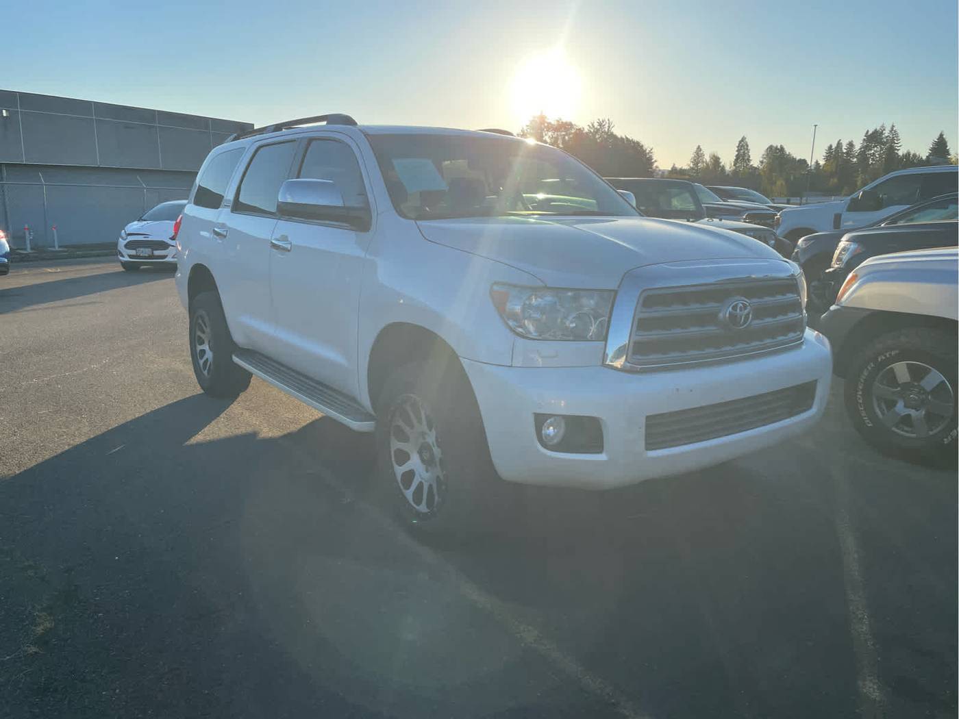 2016 Toyota Sequoia Platinum — SUV — 122,222 mi — Roseburg, OR