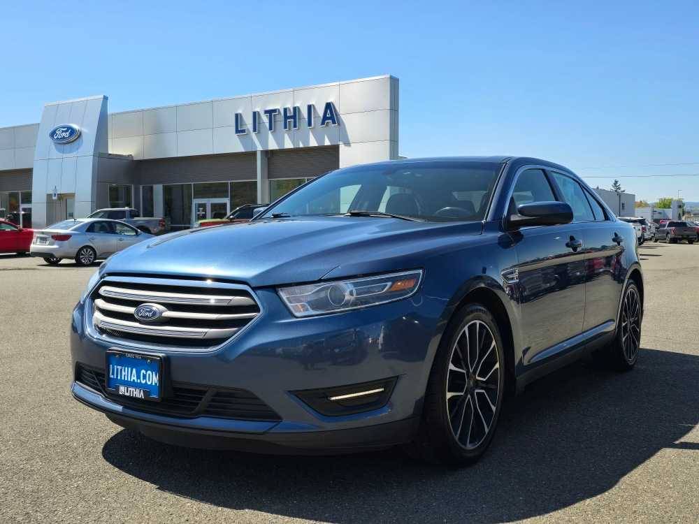 2018 Ford Taurus SEL — Sedan — 121,314 mi — Roseburg, OR