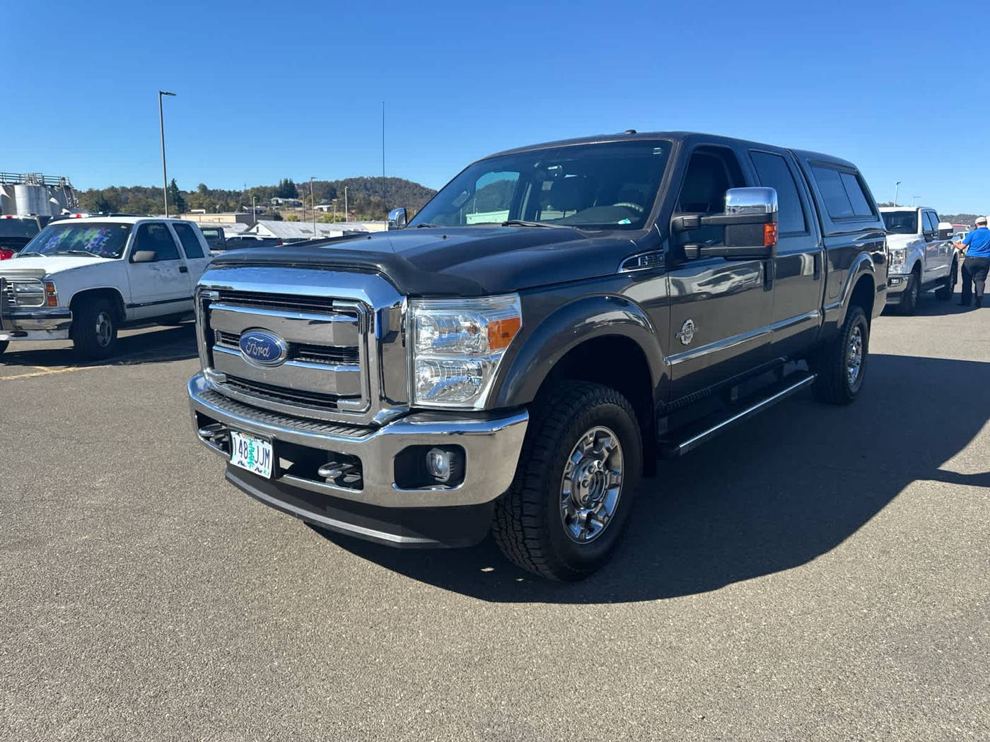 2015 Ford Super Duty F-350 XLT — Pickup Truck — 48,331 mi — Roseburg, OR
