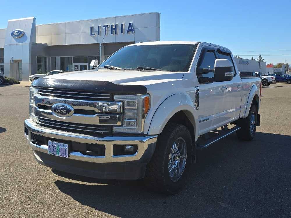 2017 Ford Super Duty F-350 Lariat — Pickup Truck — 39,839 mi — Roseburg, OR