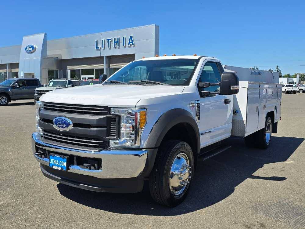 2017 Ford Super Duty F-550 Chassis Cab XL — Chassis Cab Truck — 45,571 mi — Roseburg, OR