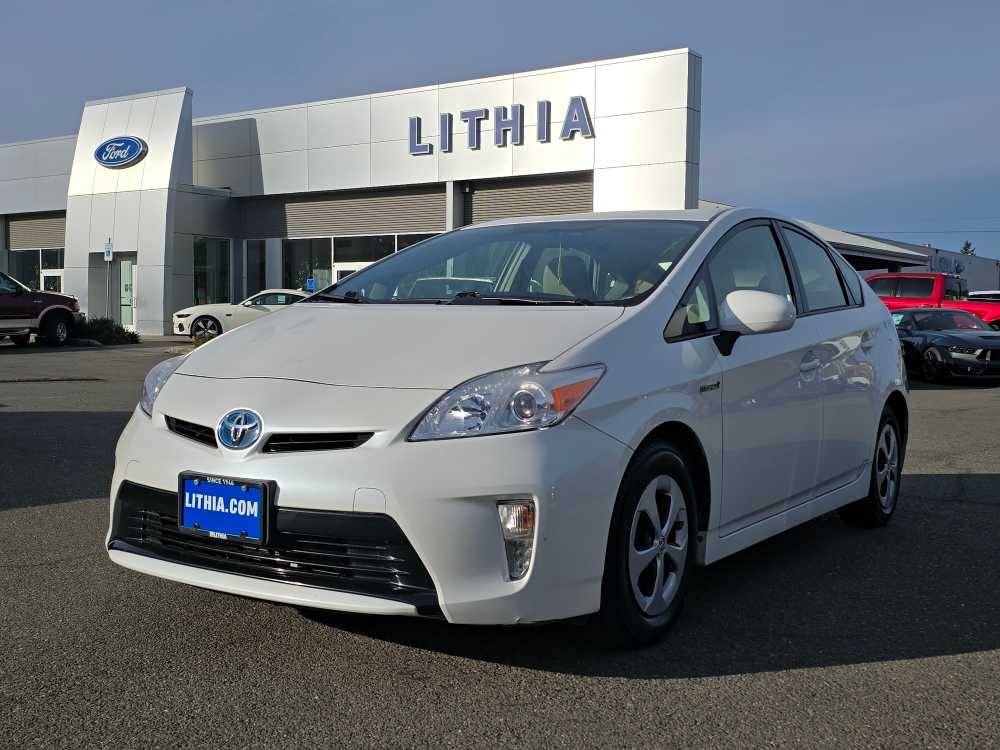 2013 Toyota Prius Three — Sedan — 115,601 mi — Roseburg, OR